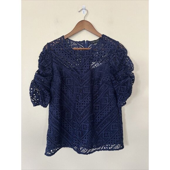 🌟NWT🌟Endless Rose Womens Medium Chevron Stripe Lace Top Shirt Blouse Navy New - Picture 5 of 12